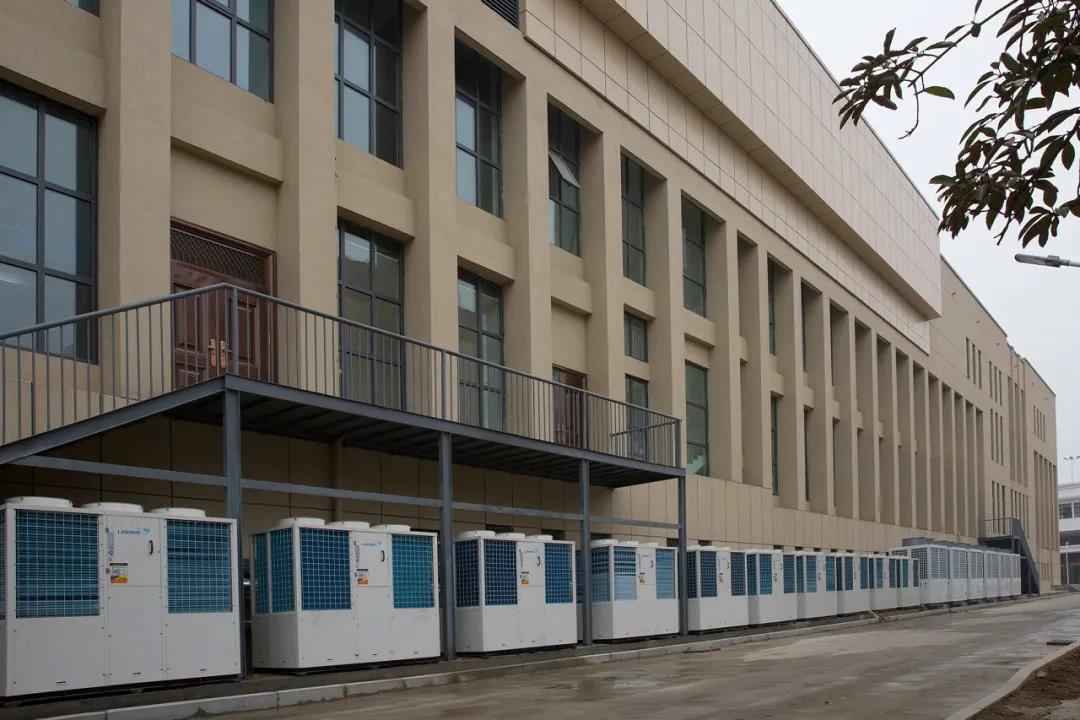 超低温恒温泳池热泵技术,推动东北三省游泳健身产业快速发展 超低温恒温泳池热泵技术,推动东北三省游泳健身产业快速发展